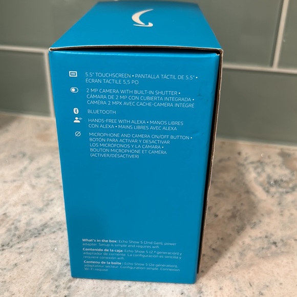 Echo Show 5 New in Box - Picture 2 of 4
